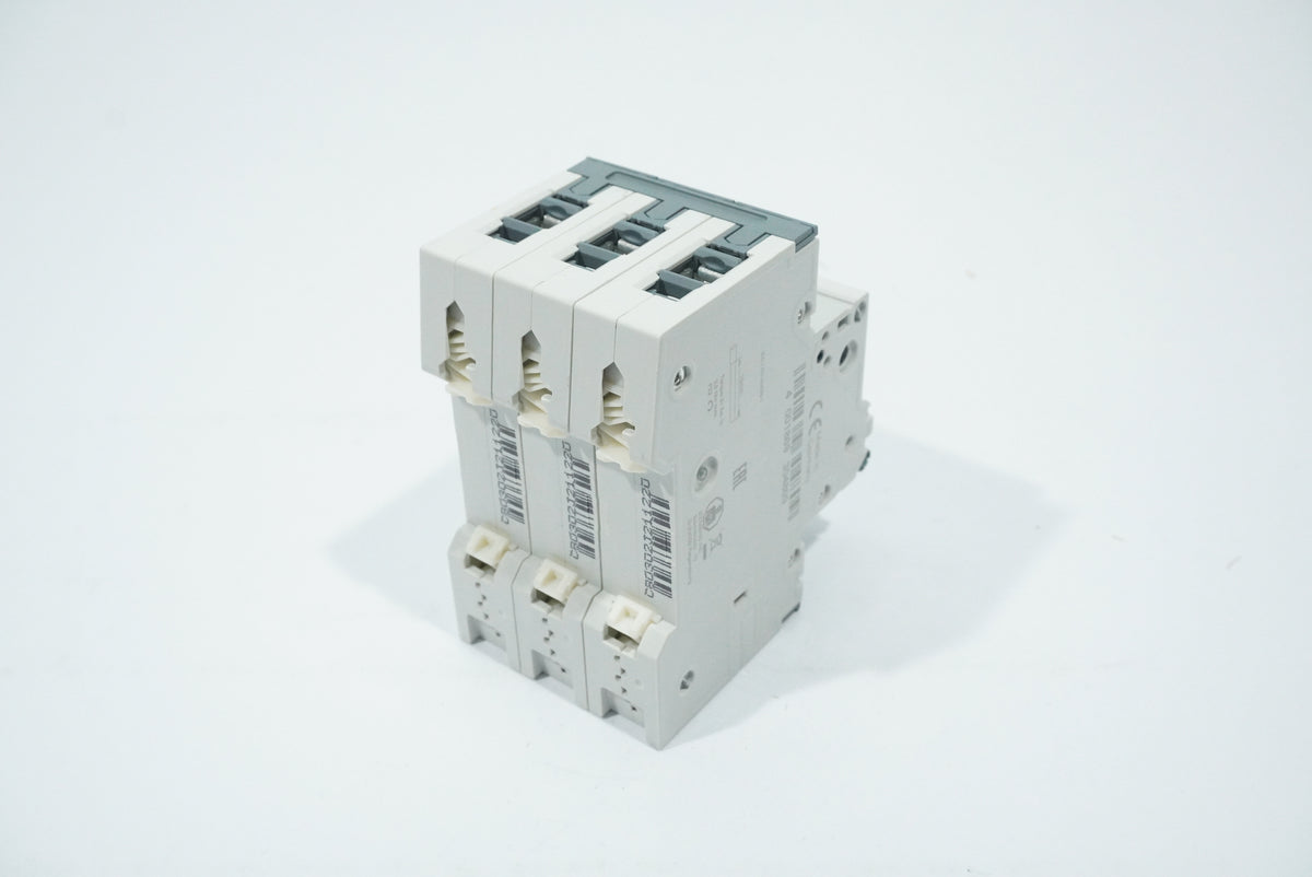 Siemens 5SY4380-7 MCB Miniature Circuit Breaker C80 3P