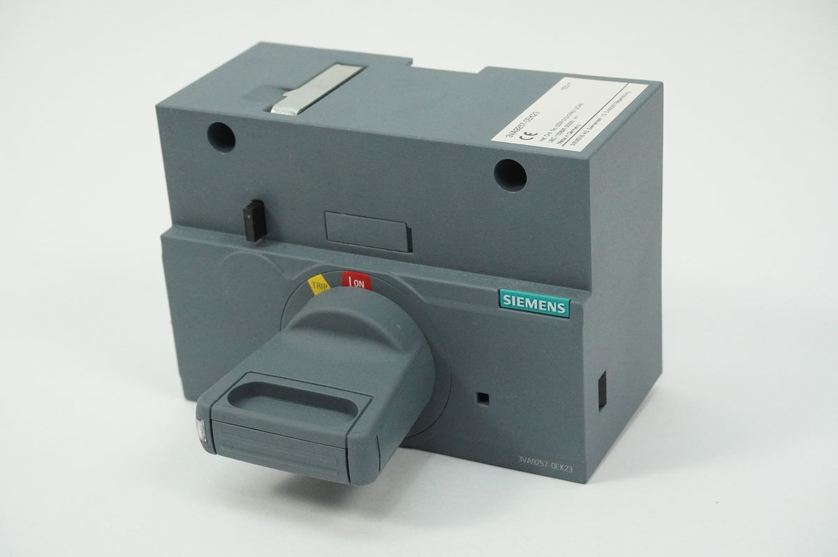 Siemens 3VA9257-0EK23 Front Mounted Operator Standard Door Interlock