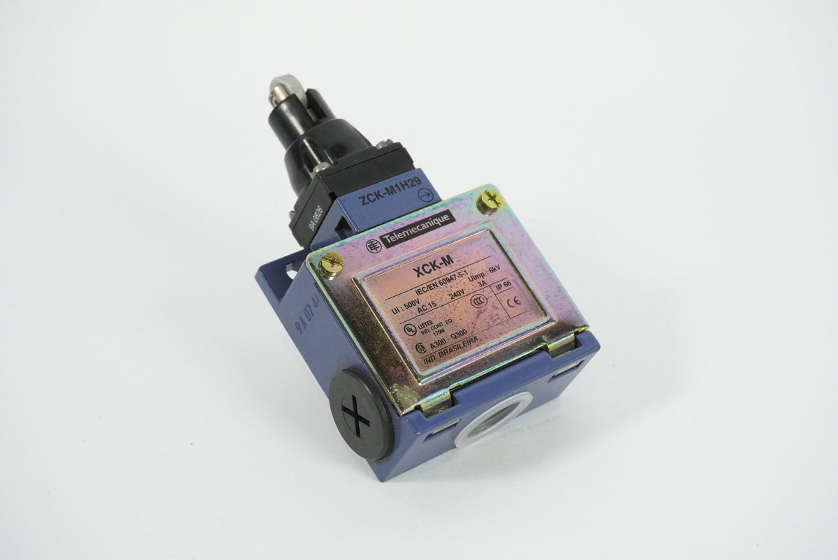 Telemecanique XCK-M Limit Switch With ZCK-M1H29 Head