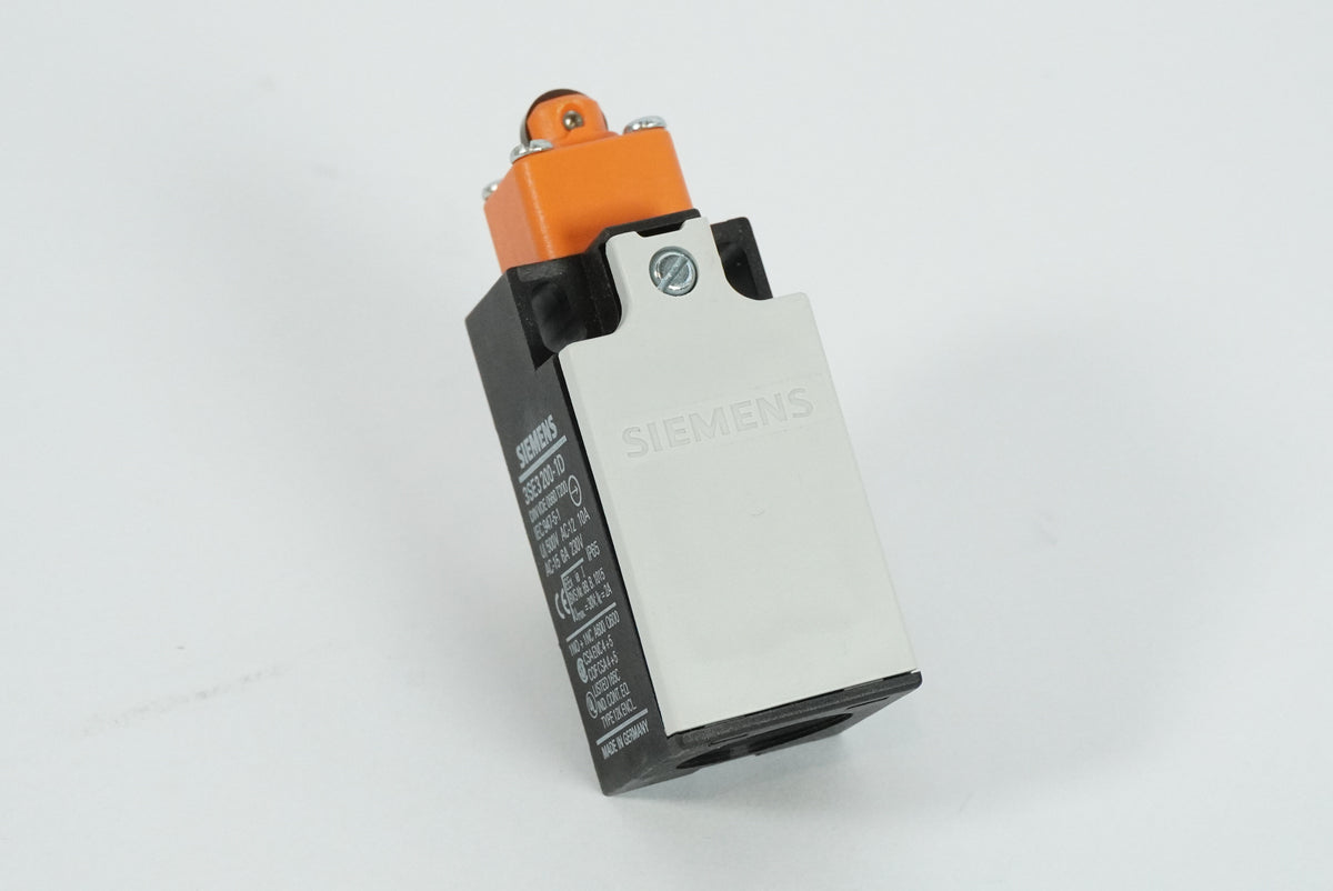 Siemens 3SE3 200-1D Position Switch Enclosed Roller Plunger 1NO+1NC