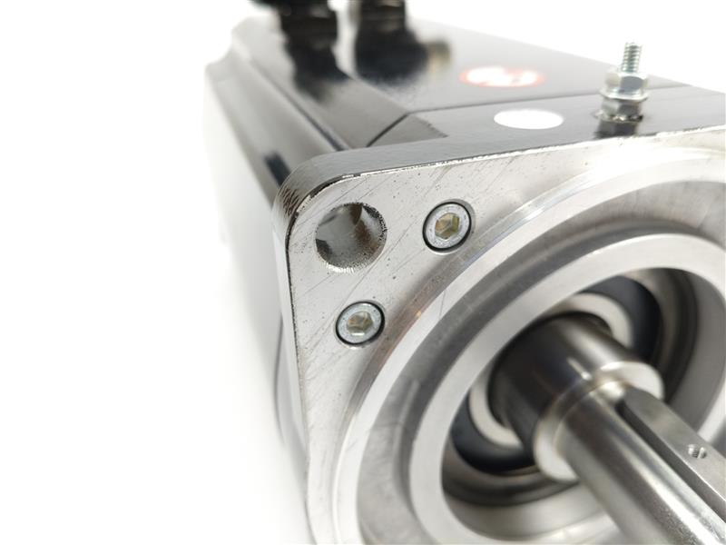 Schneider Electric SH31401P11F2022 SH140/30120/0/1/00/00/00/01/00 Servo Motor