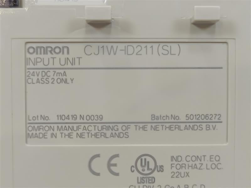 OMRON CJ1W-ID211 Input Unit ID211 24V DC 7mA w/ CJ-WM01-18P