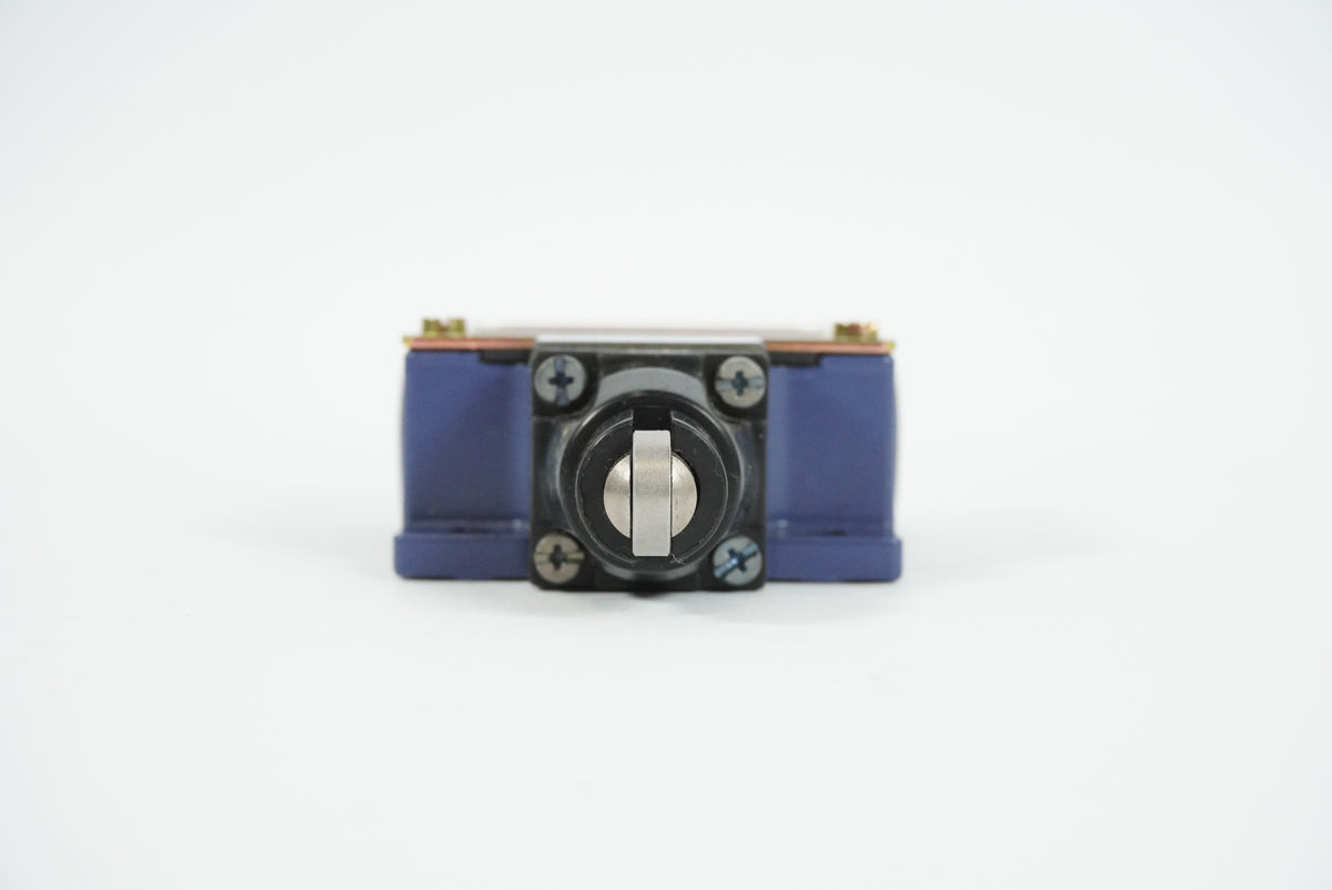 Telemecanique XCK-M Limit Switch With ZCK-M1H29 Head