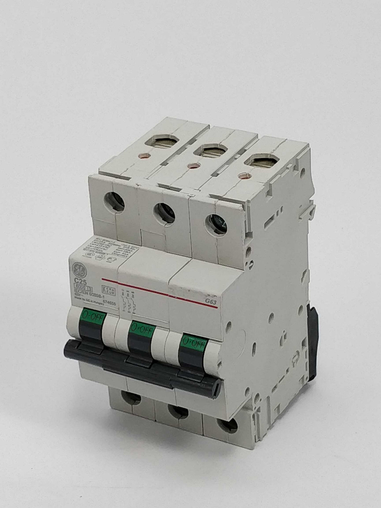 GE G63C25 Circuit breaker