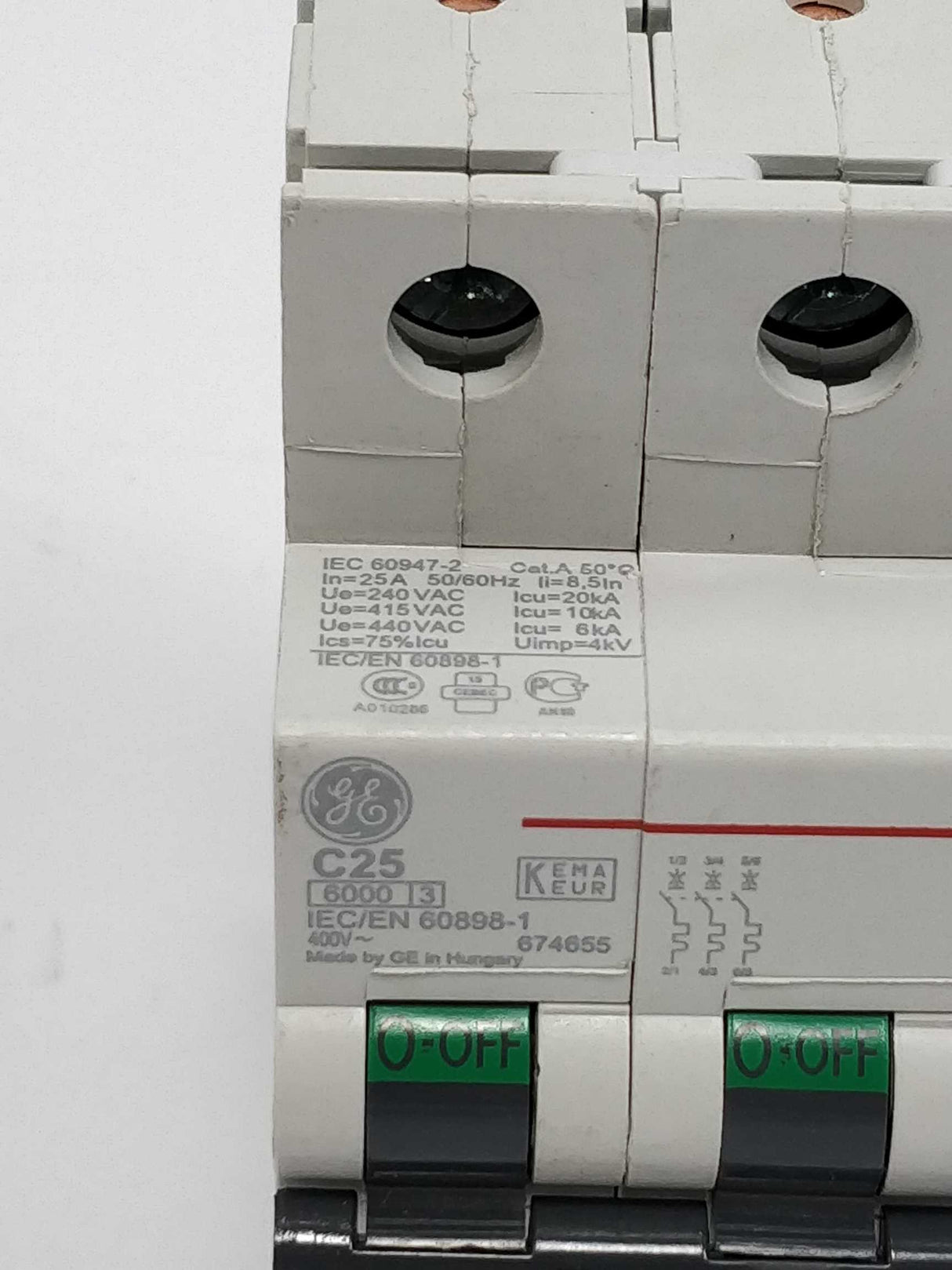 GE G63C25 Circuit breaker