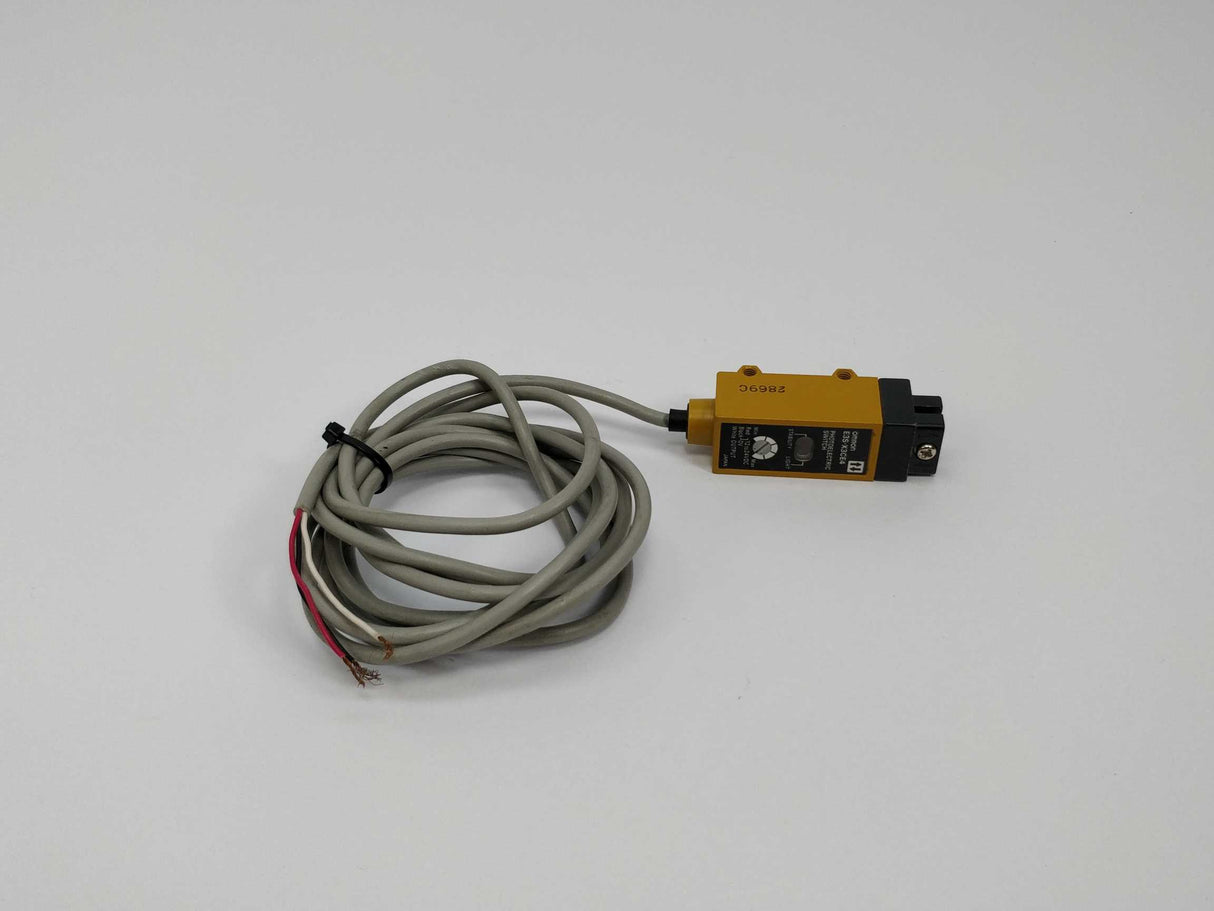 OMRON E3S-X3CE4 Photoelectric switch