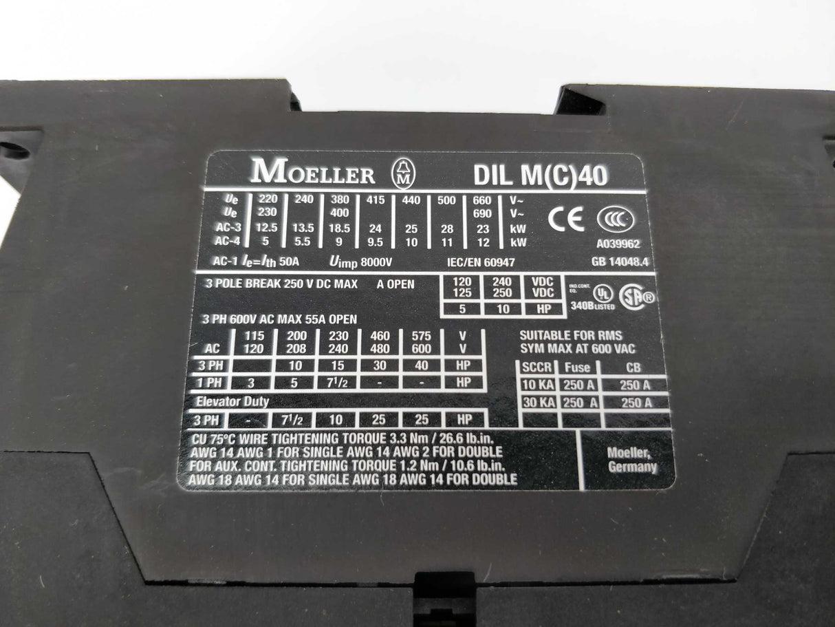 MOELLER DIL M40 Contactor & DIL M1 50-XHI31 auxiliary contact