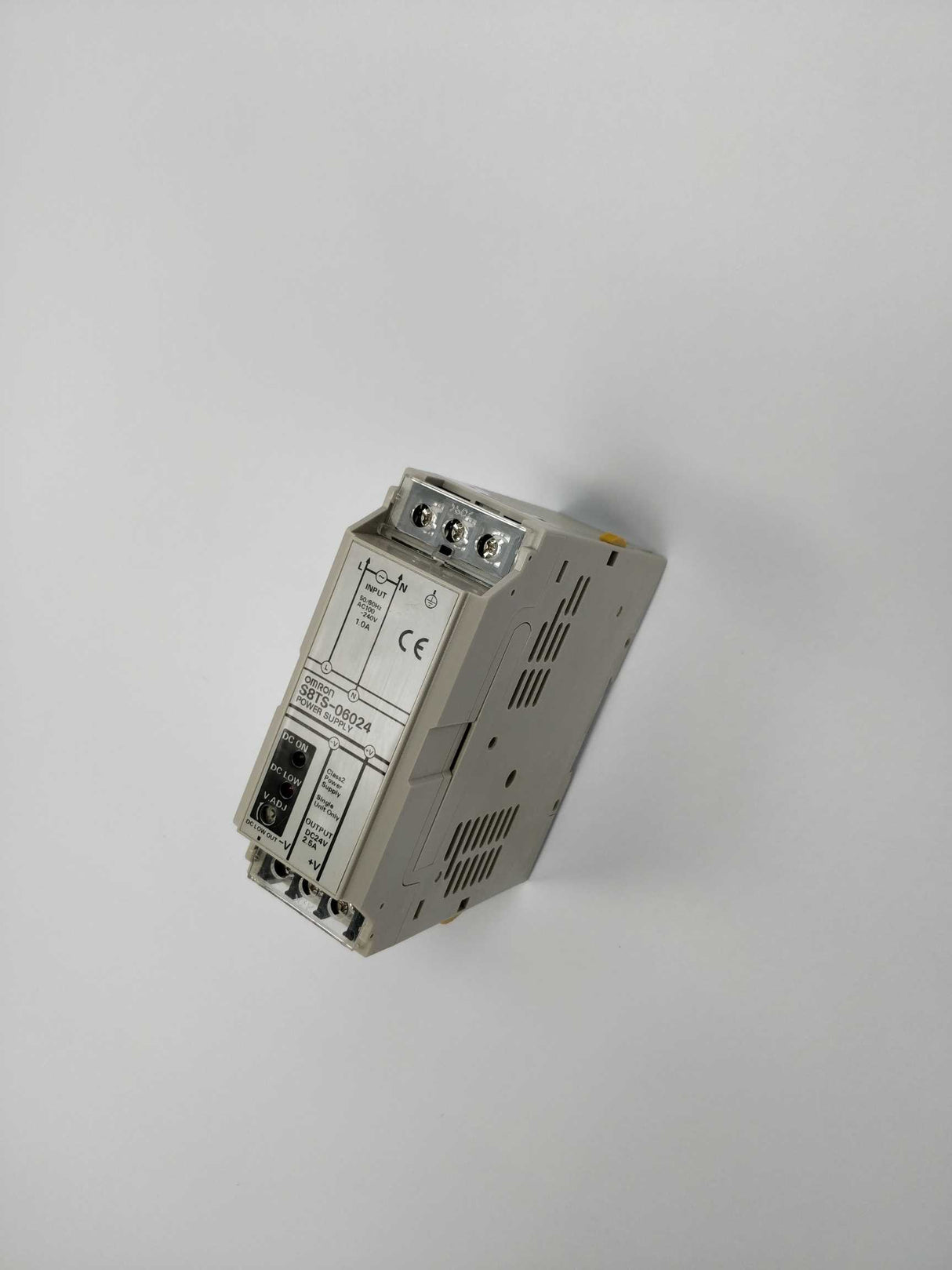OMRON S8TS-06024 Power supply
