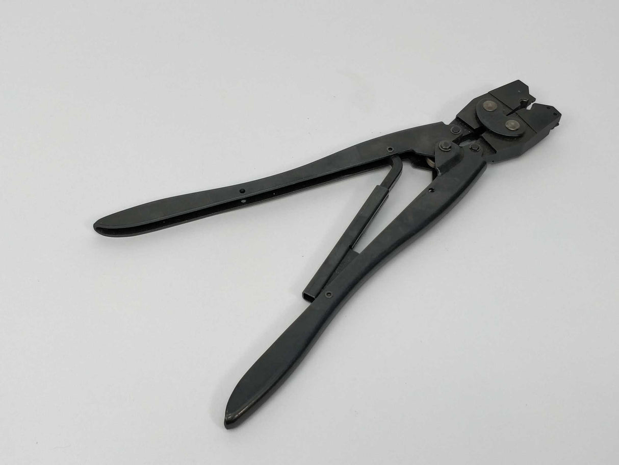 AMP 220149-1 Portable Crimping Tool