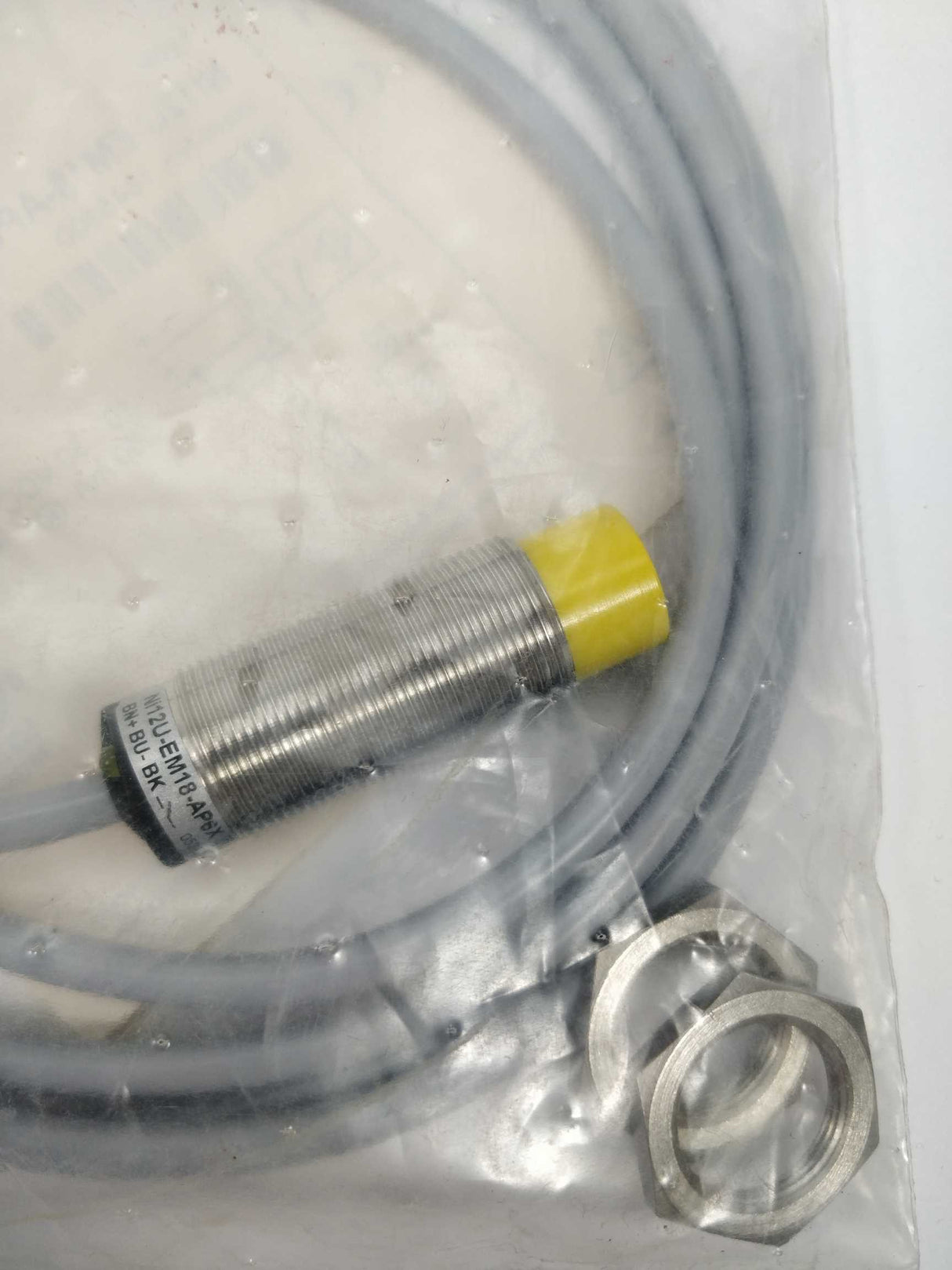 Turck 1645300 Inductive sensor Ni12U-EM18-AP6X