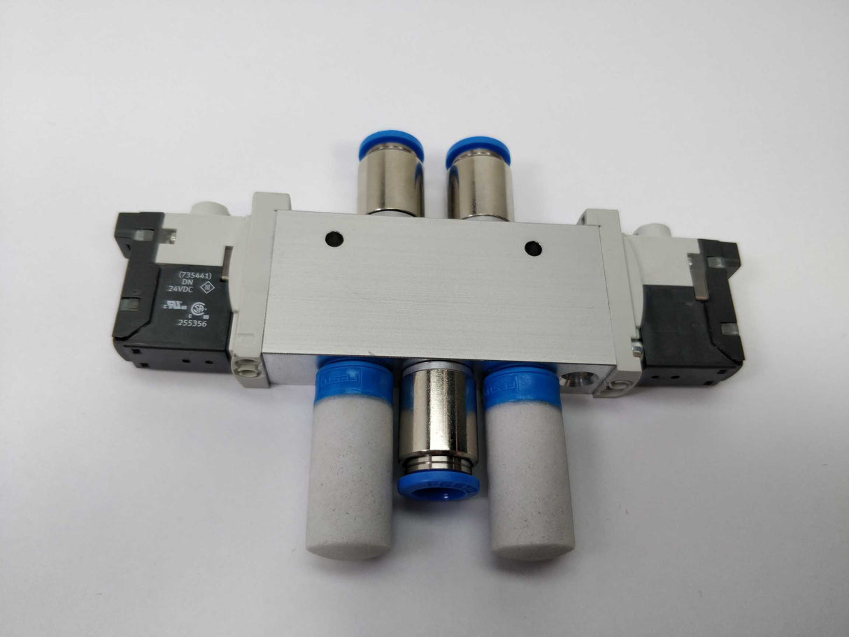 Festo 574368 Solenoid valve VUVG-L14-T32C-MT-G18-1P3
