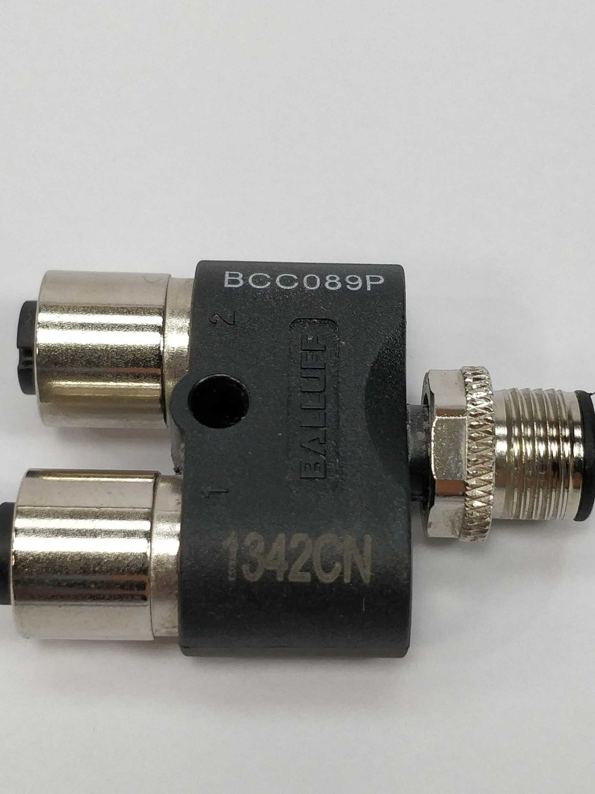 BALLUFF BCC089P T-splitter connector