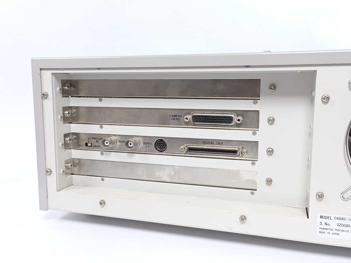 Hamamatsu C4880-10-14W Dual Mode Cooled CCD Camera Controller