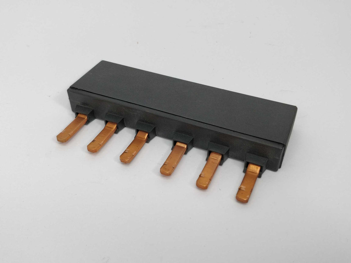 Siemens 3RV1935-1A 3-phase busbar