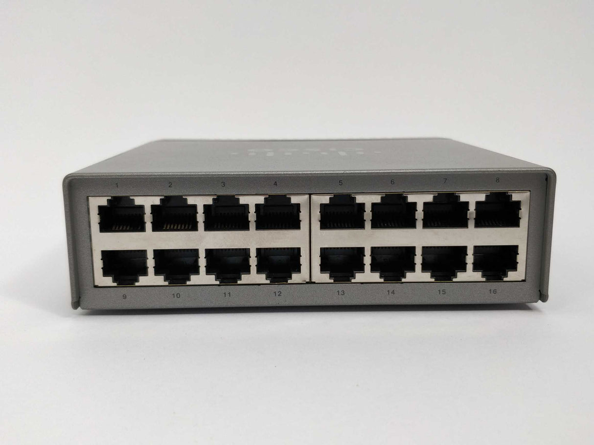 CISCO SF100D-16 16-Port Desktop 10/100 Switch