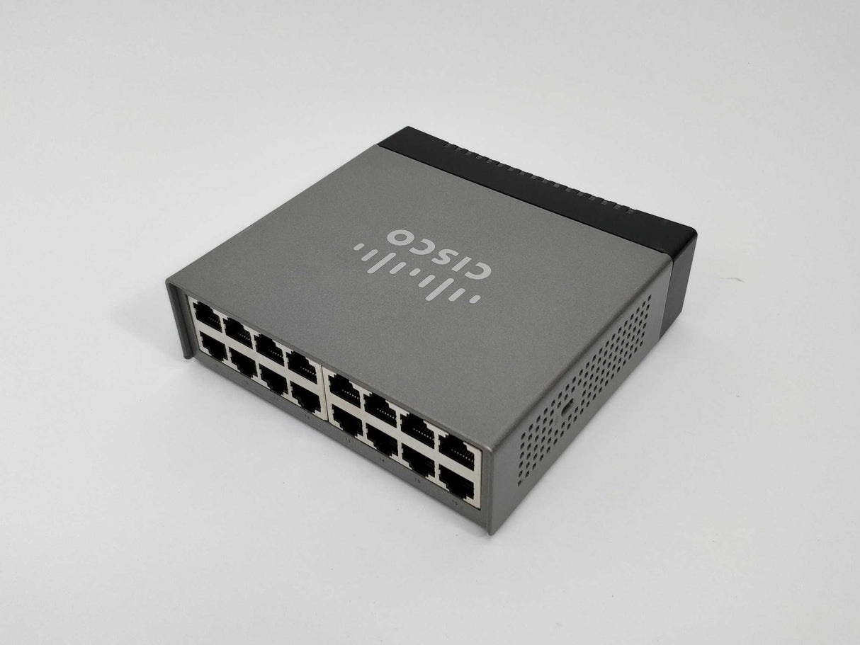 CISCO SF100D-16 16-Port Desktop 10/100 Switch