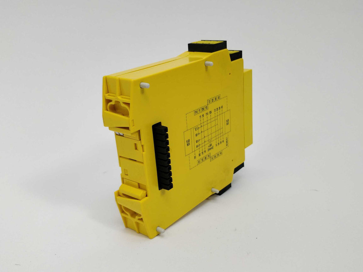 SICK 6032676 UE410-4RO4 Relay module