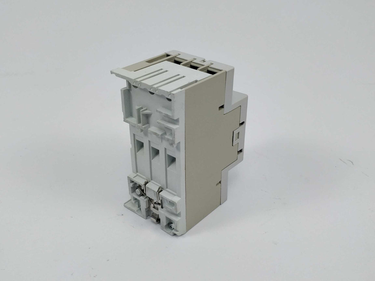 AB 140A-C2A-A16 Manual Motor Starter, Ser. A