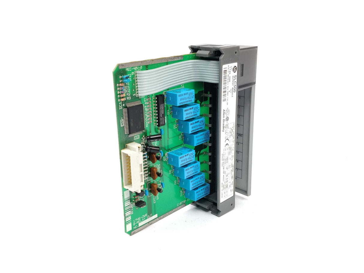 AB 1746-OW8 SLC500 output module Ser.A