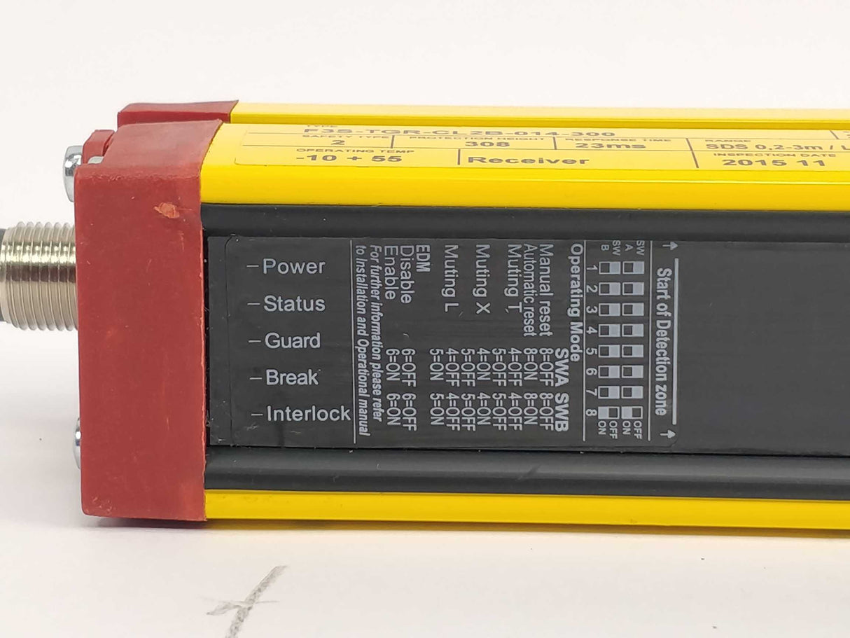 OMRON F3S-TGR-CL2B-014-300 Safety Light Curtain 24VDC