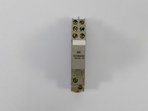 OMRON G2R-2-S (S) RELAY + P2RF-08-E