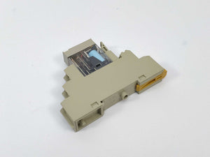OMRON G2R-2-SN (S) Relay with socket P2RF-08-E