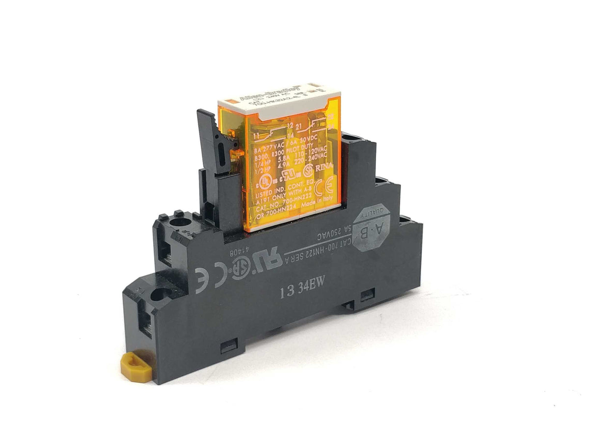 AB 700-HK32A2-4L With socket 700-Hn122 10 Pcs