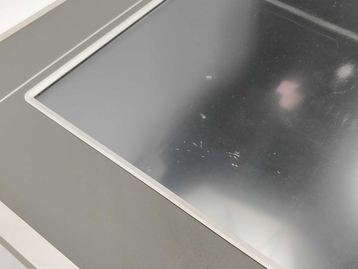 LENZE 3403-208420000-4100 EL 2700 SVGA touchscreen 24VDC
