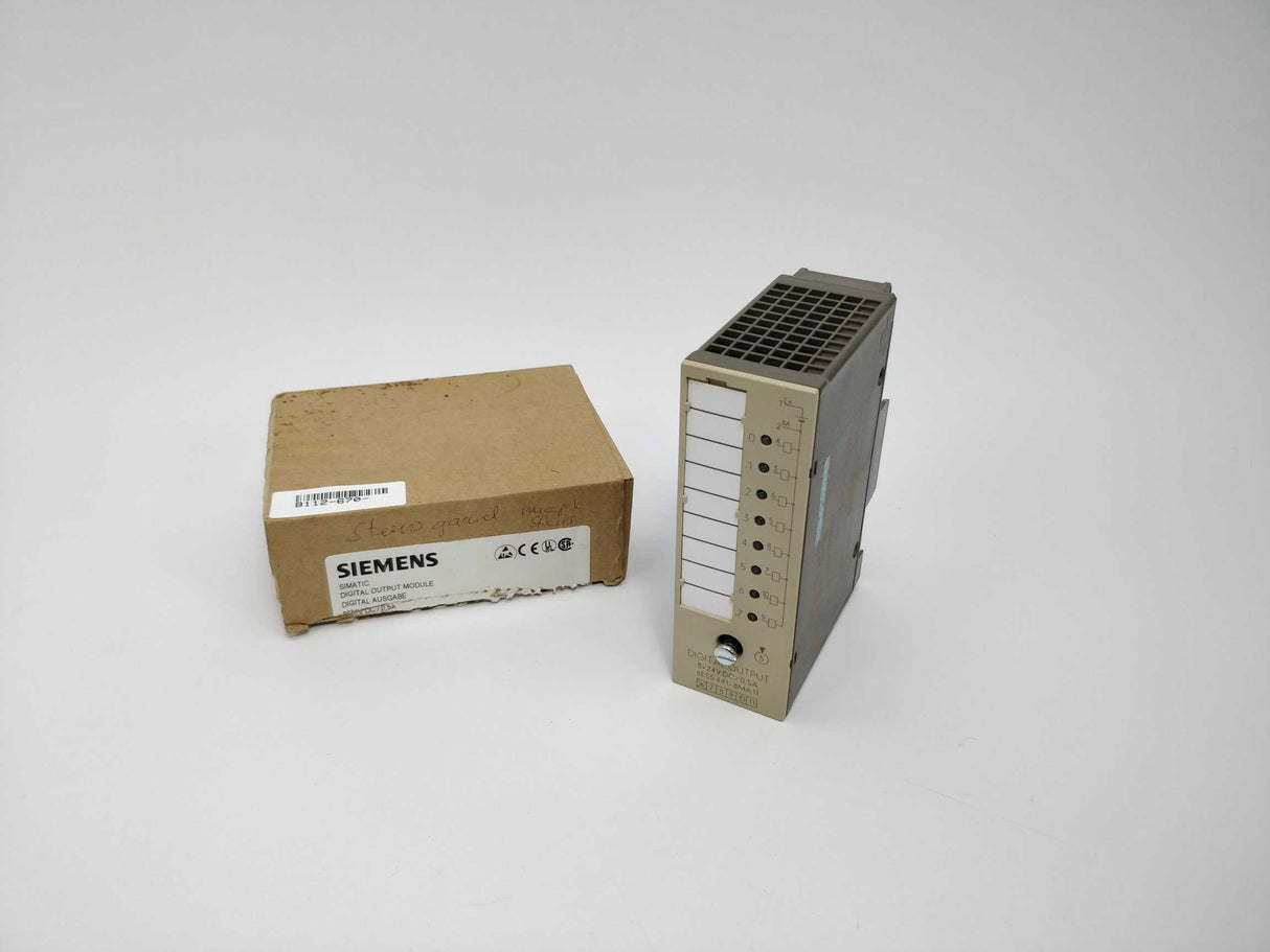 Siemens 6ES5441-8MA11 Simatic S5 digital output module ver.6