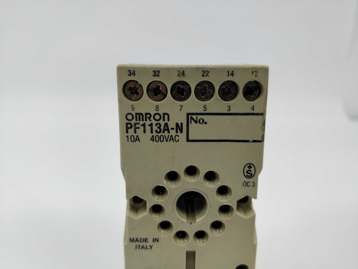 OMRON PF113A-N Relay socket 10A 400VAC