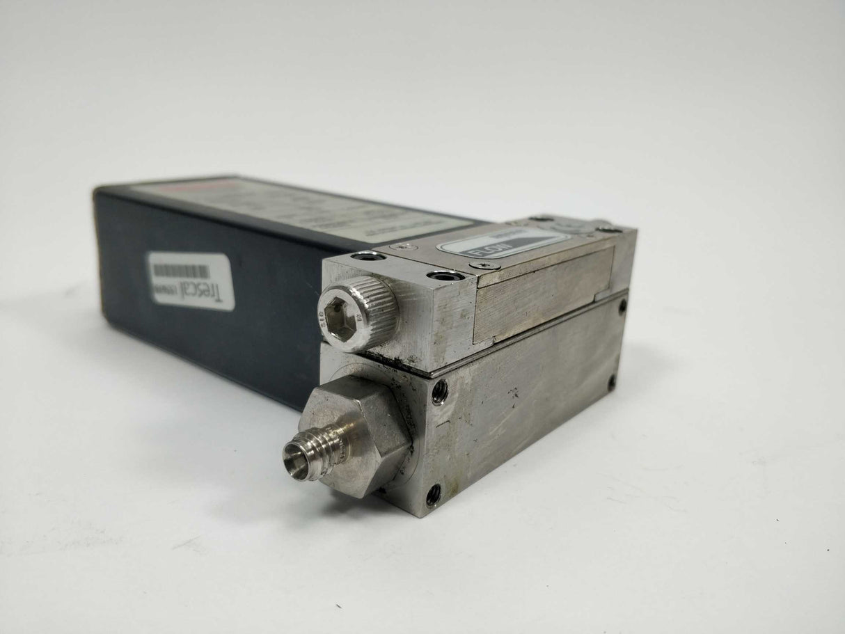 Sierra Instruments 830L-CE-1-OV1-D-V4