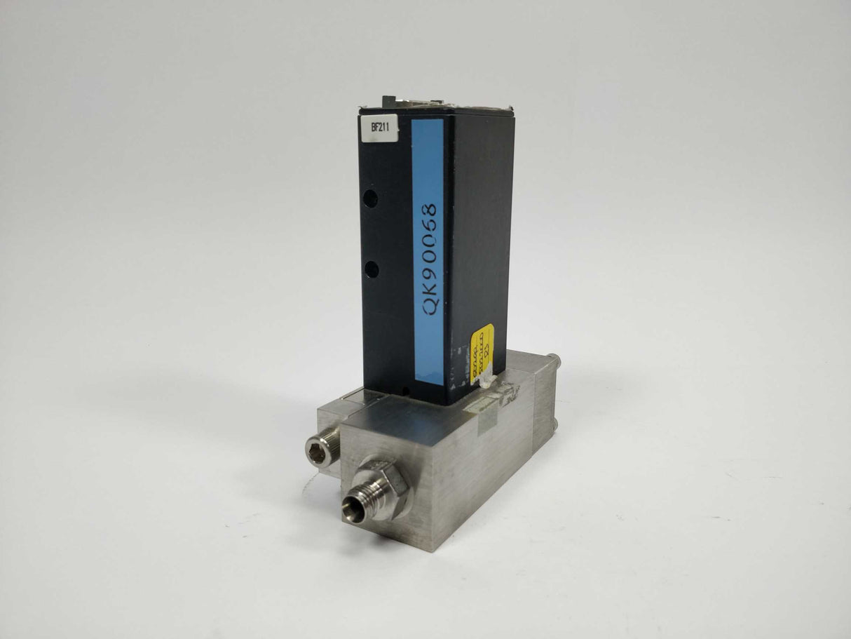 Sierra Instruments 830M-CE-2-OV1-D-V4