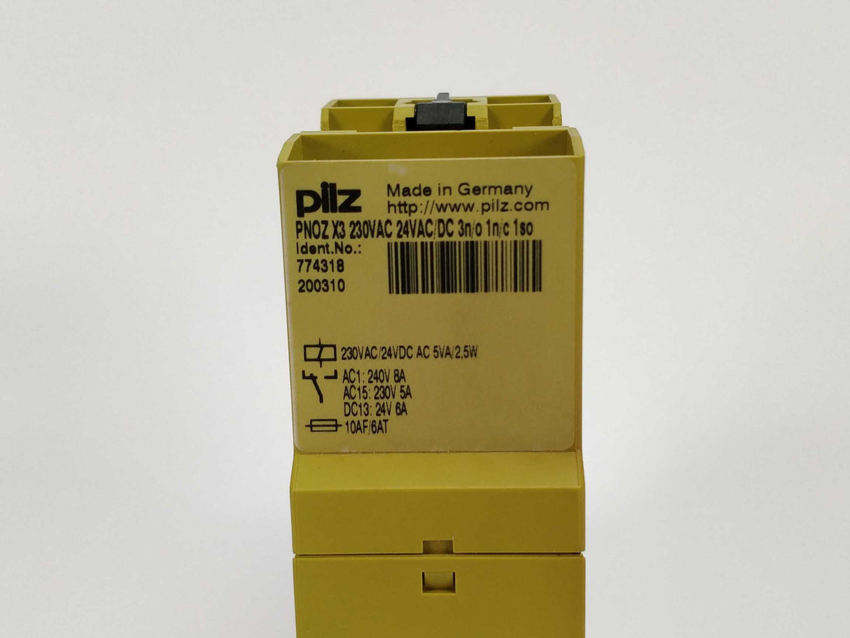 Pilz 774318 PNOZ X3 230VAC 24VAC/DC 3n/o 1n/c 1so