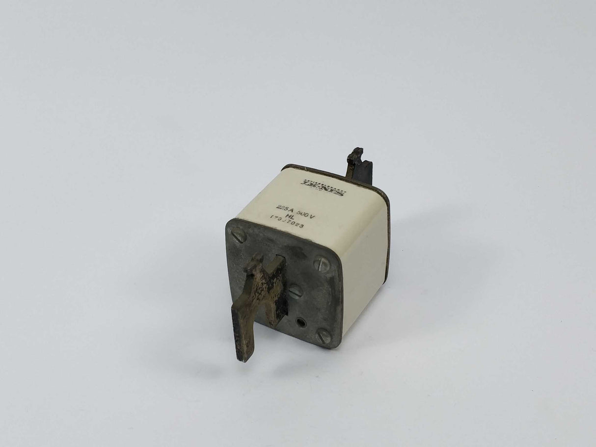 LK/Bussmann 170E7023 Fuse 225A 500V HL