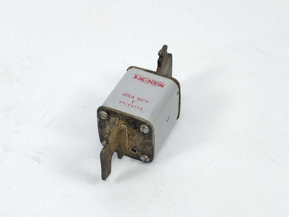 LK/Bussmann 170E5173 Fuse 225A 500V T