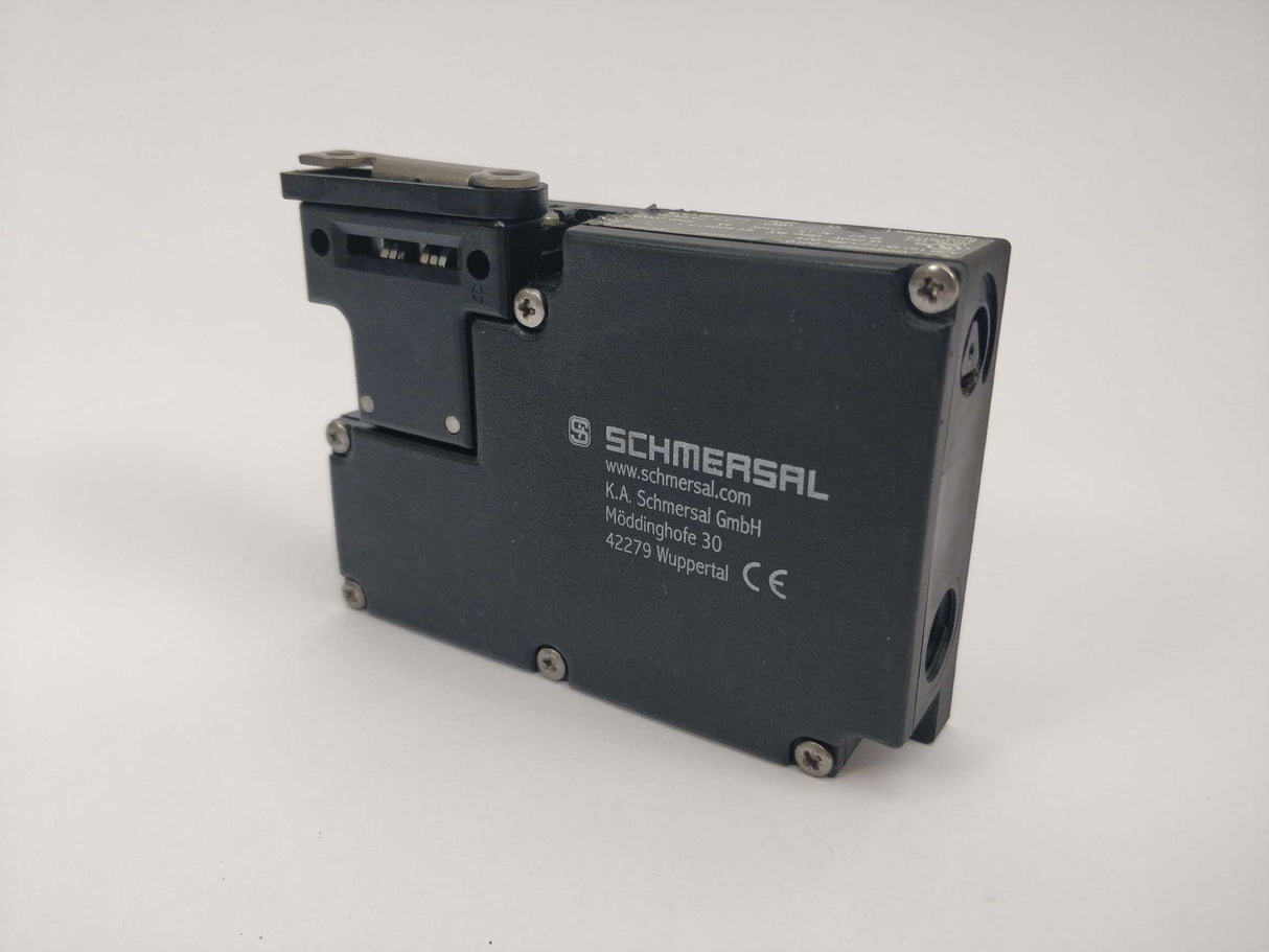 Schmersal AZM 161SK-12/12RK-024 Safety switch