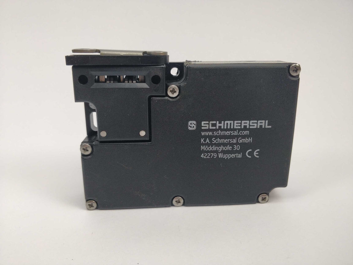 Schmersal AZM 161SK-12/12RK-024 Safety switch