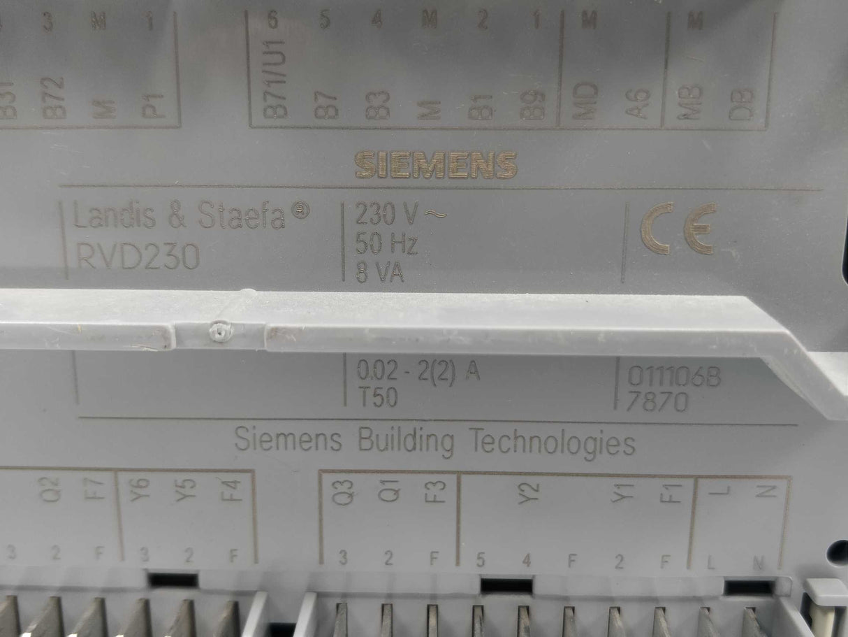 Siemens RVD230 Landis & Staefa District heating controller
