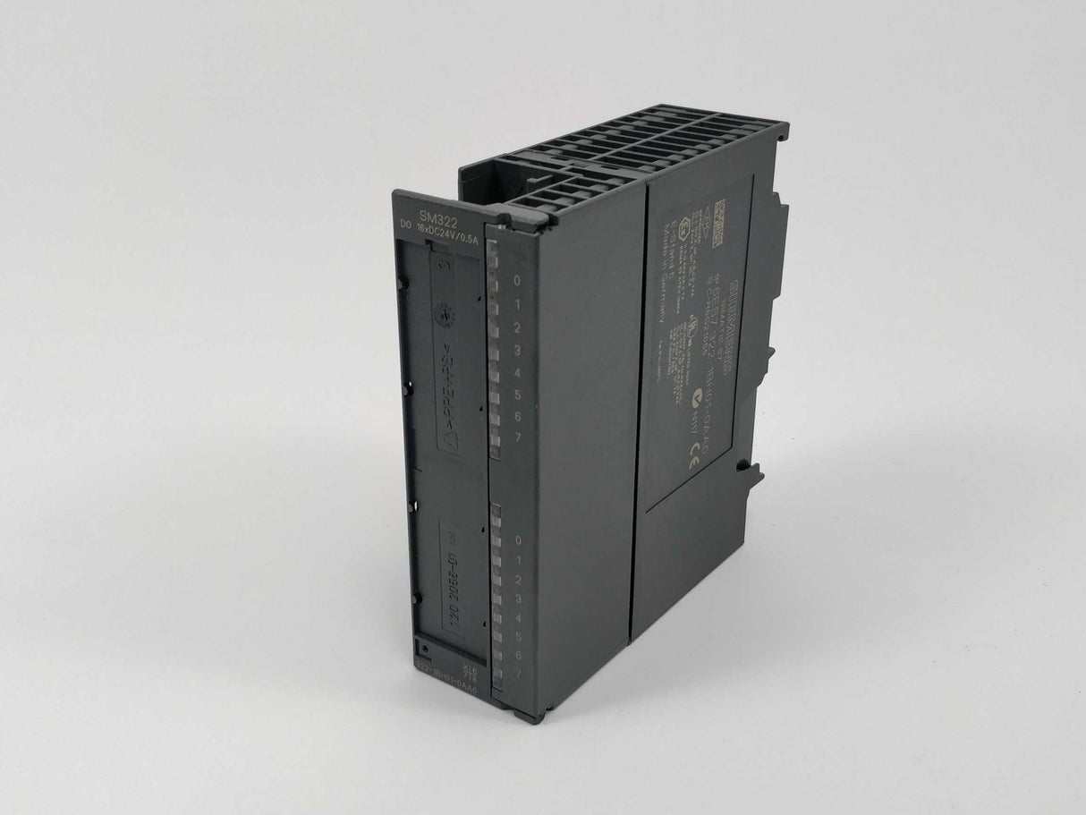 Siemens 6ES7322-1BH01-0AA0 Digital output Module SM322 (204218322705)