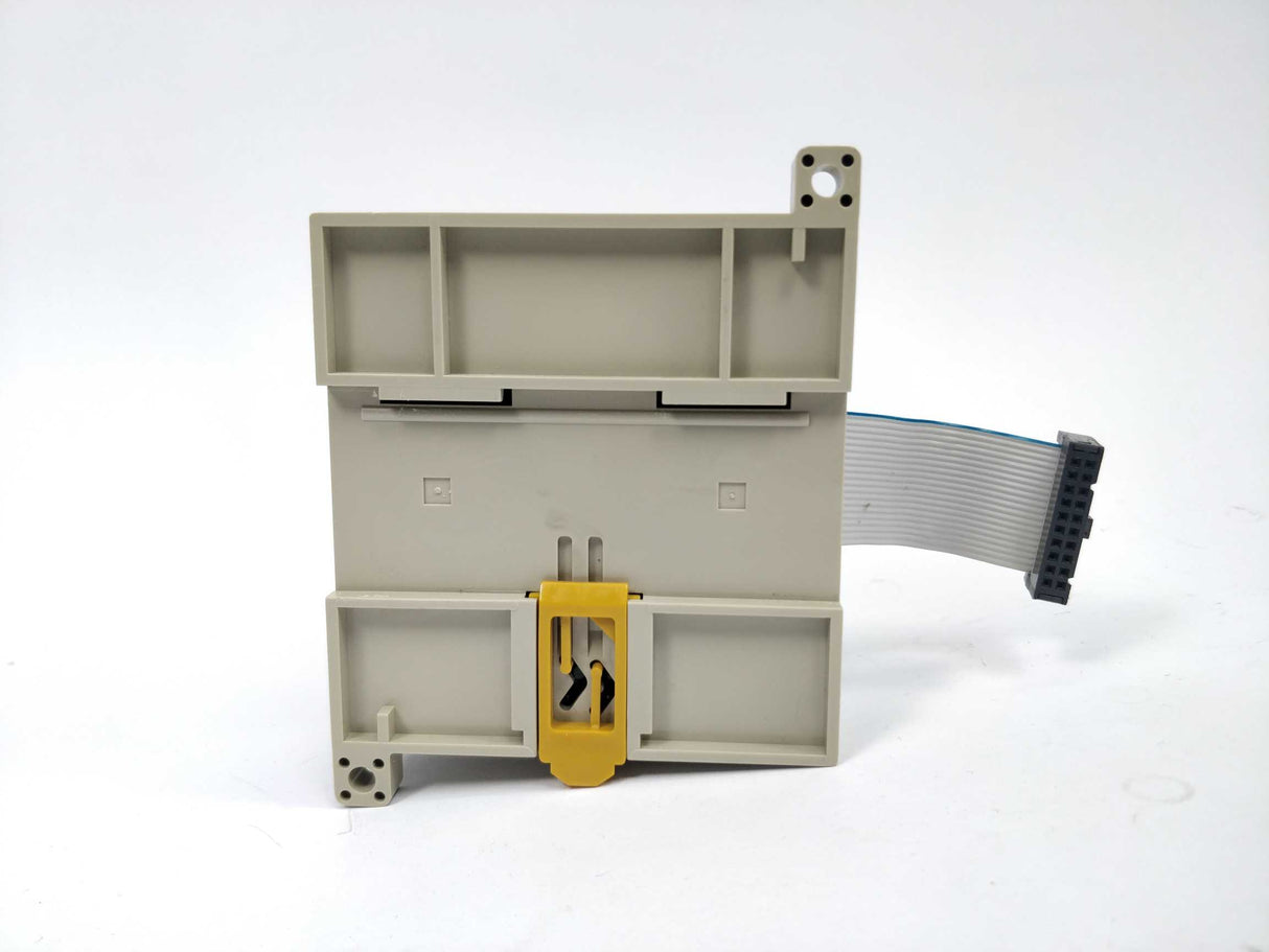OMRON CPM1A-MAD11 A/D D/A Unit