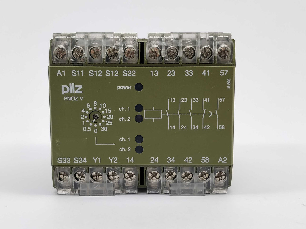 Pilz 474790 PNOZV 30s 24VDC 3S 1Ö 1SZ safety relay 24VDC 4,5W