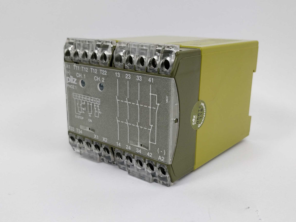 Pilz 475695 PNOZ1 24VDC 3S 1Ö Safety relay