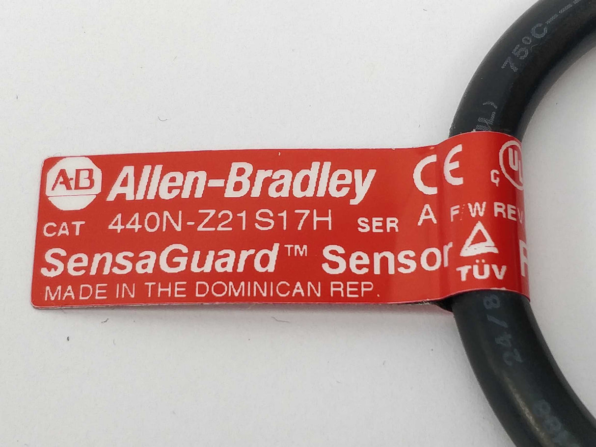AB 440N-Z21S17H Sensaguard non-contact switch, Unused