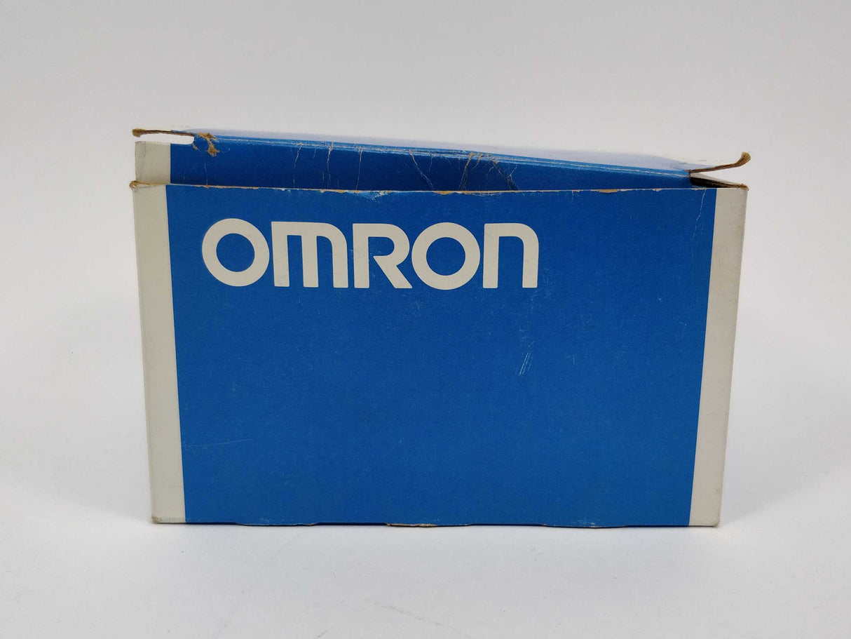 OMRON E2F-X2E2-G Proximity switch 12-24 VDC