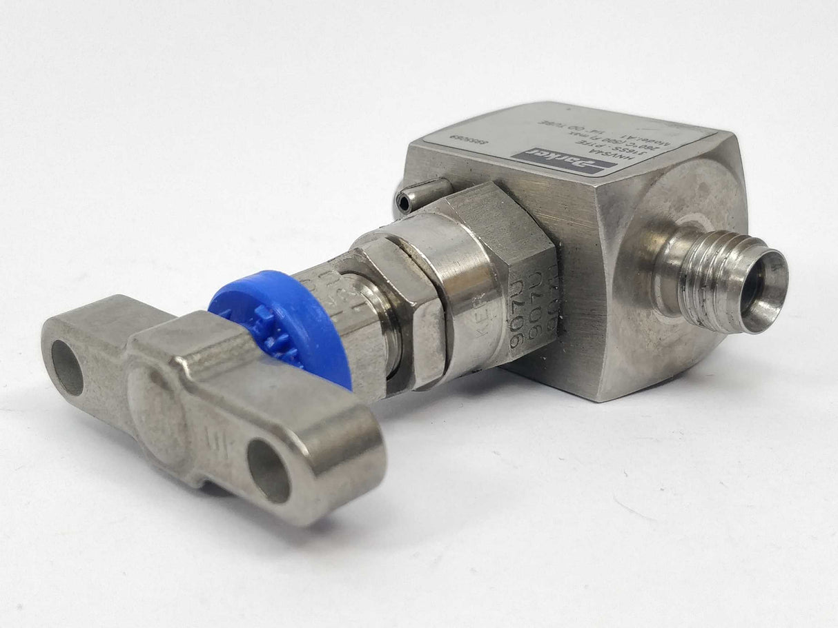 Parker HNVS4A Needle Pattern Hand Valves, Straight and Angle Styles