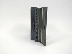 Siemens 6ES7322-1BH01-0AA0 Digital output SM322