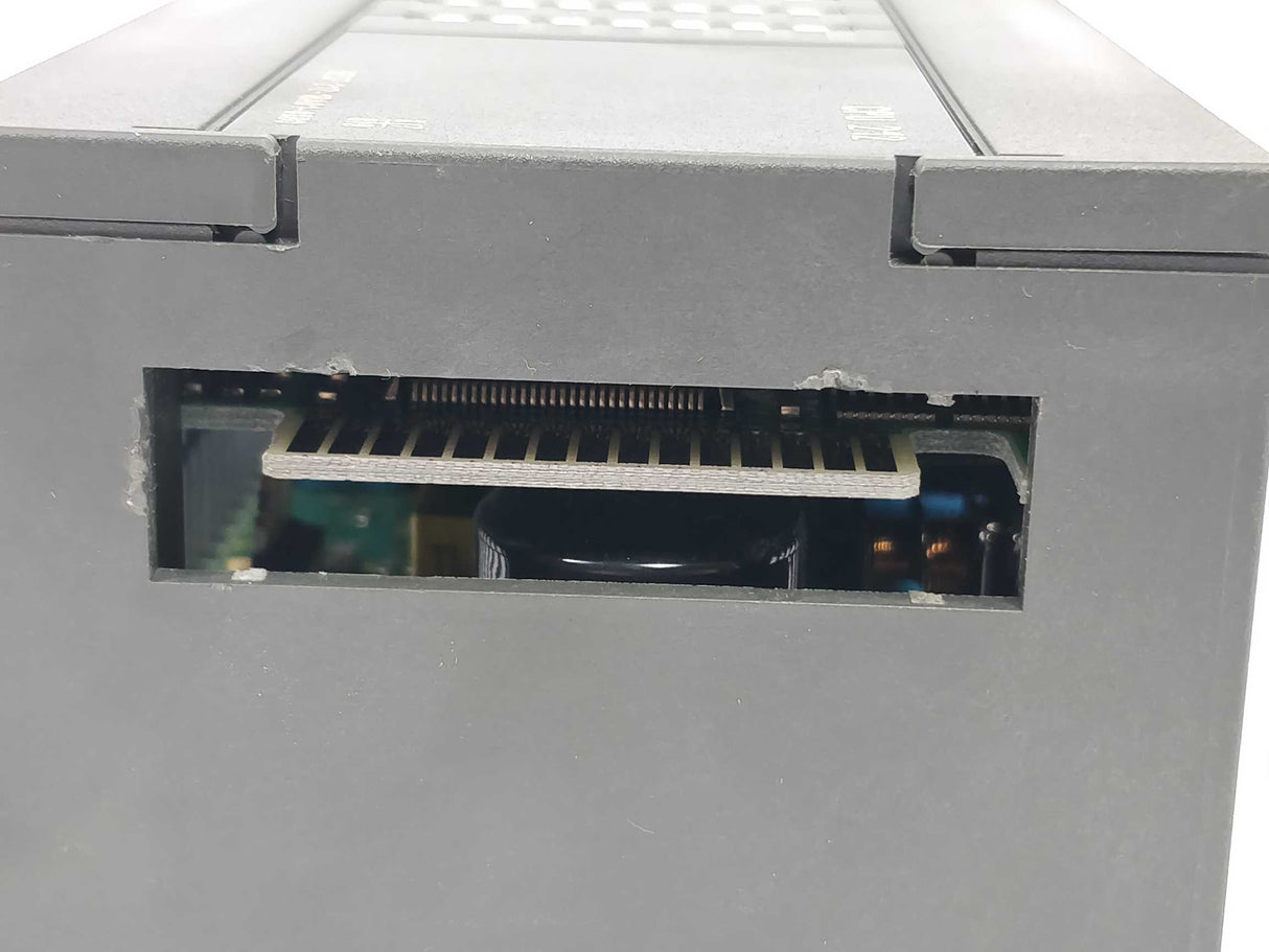 Siemens 6ES7212-1BA01-0XB0 SIMATIC S7-200, CPU 212 COMPACT UNIT 512