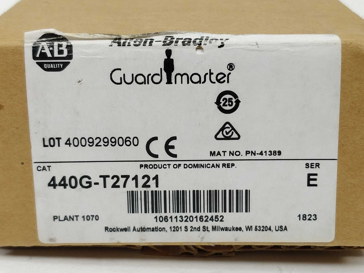 AB 440G-T27121 Safety interlock switch 24V AC/DC, unused, new,