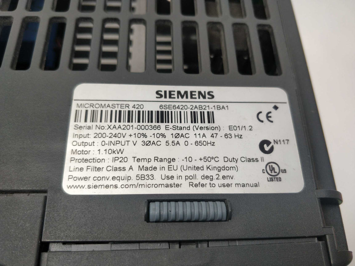 Siemens 6SE6420-2AB21-1BA1 Micromaster 420 1.10kW with 6SE6400-1PB00-0AA0