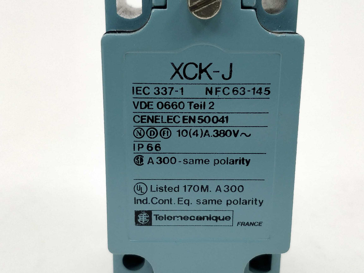 TELEMECANIQUE 64610 ZCK-J1 Limit switch XCK-J 380V